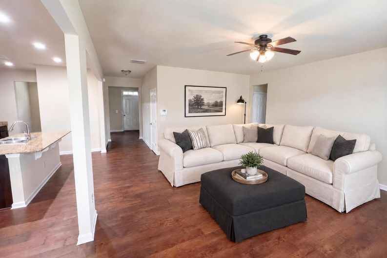 Photo 8 of 39 of 8496 Glenview St, Douglasville, GA