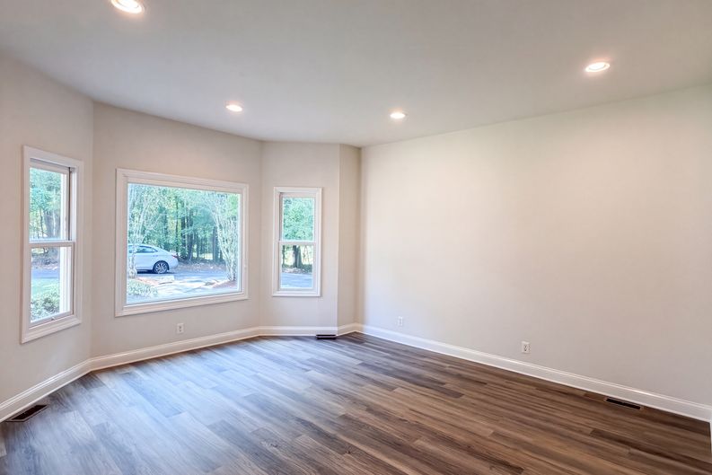 Photo 10 of 29 of 1516 Mullis Rd, Blythewood, SC