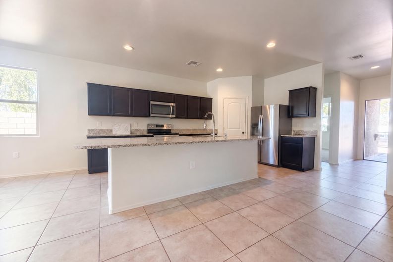 Photo 5 of 19 of 4757 E Rhodium Dr, San Tan Valley, AZ