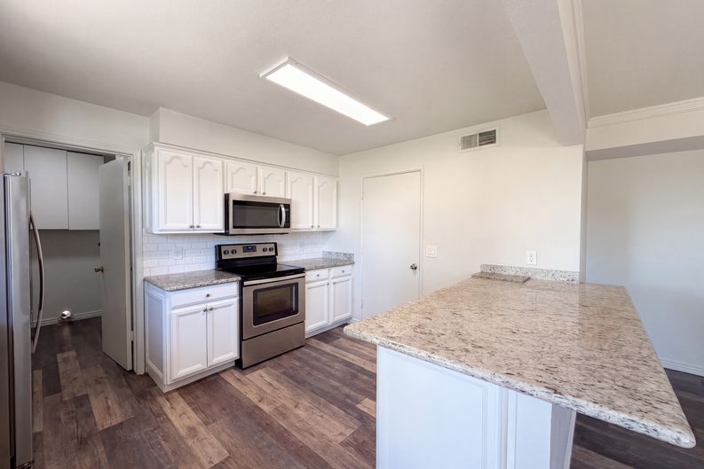 Photo 11 of 34 of 17123 E Calaveras Ave, Fountain Hills, AZ