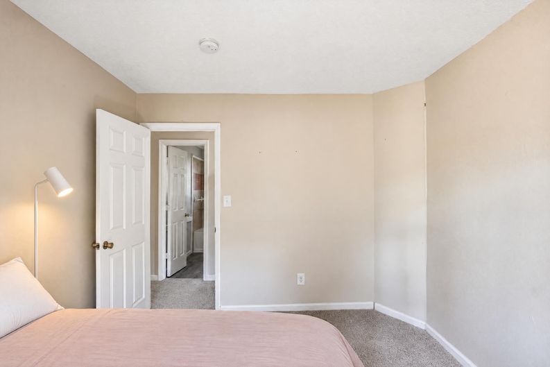 Photo 11 of 19 of 71 Bethesda Church Rd, Lawrenceville, GA
