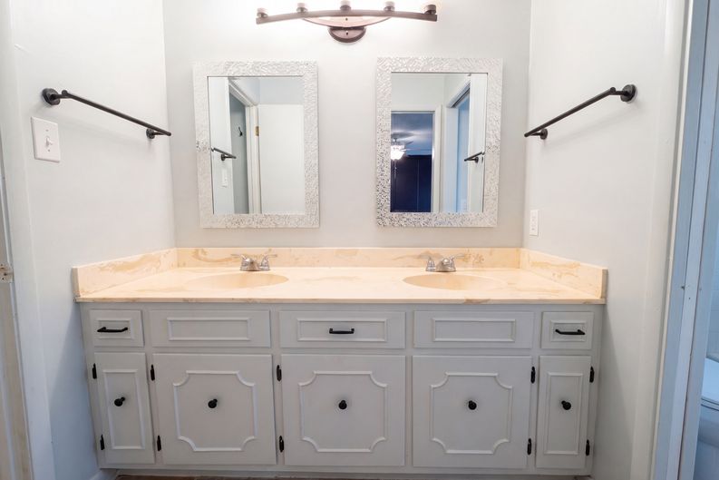 Photo 17 of 24 of 502 Bradley Ave, Bay Minette, AL