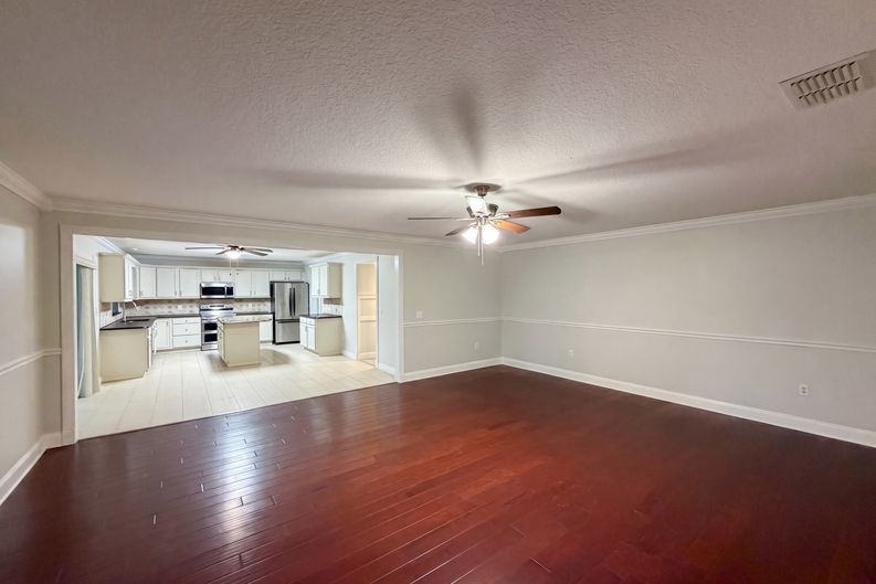 Photo 9 of 26 of 3312 White Blossom Ln, Clermont, FL