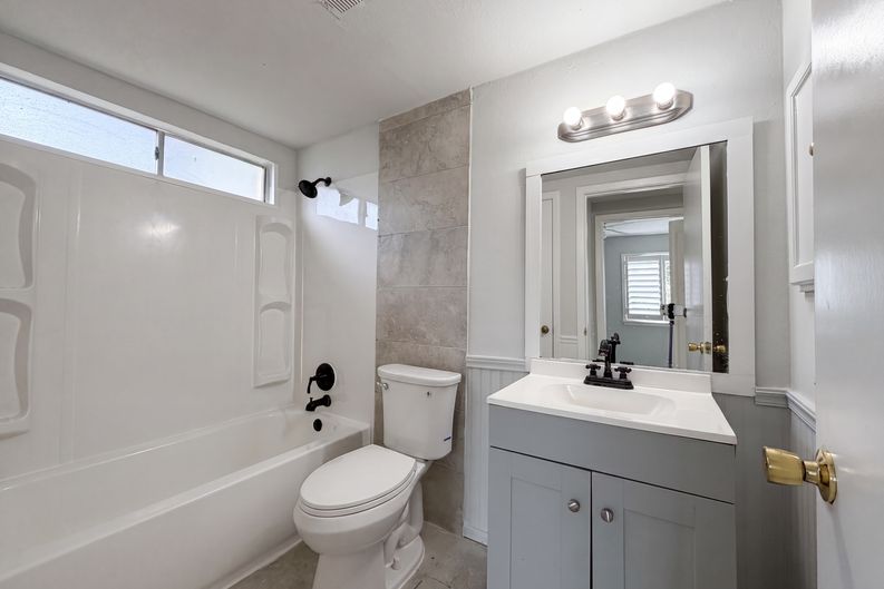 Photo 14 of 21 of 807 Mountain Meadows Dr, Katy, TX