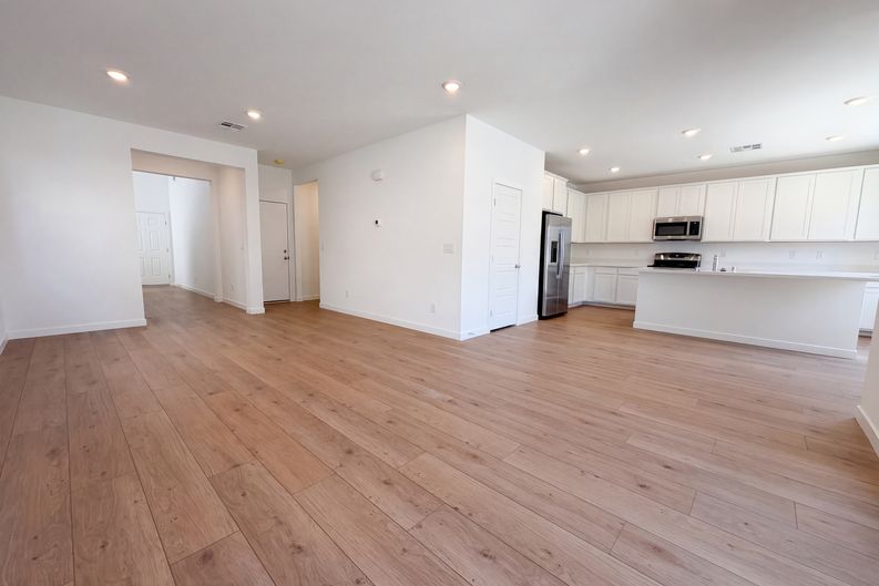 Photo 3 of 21 of 8361 W Rochelle Ave, Las Vegas, NV
