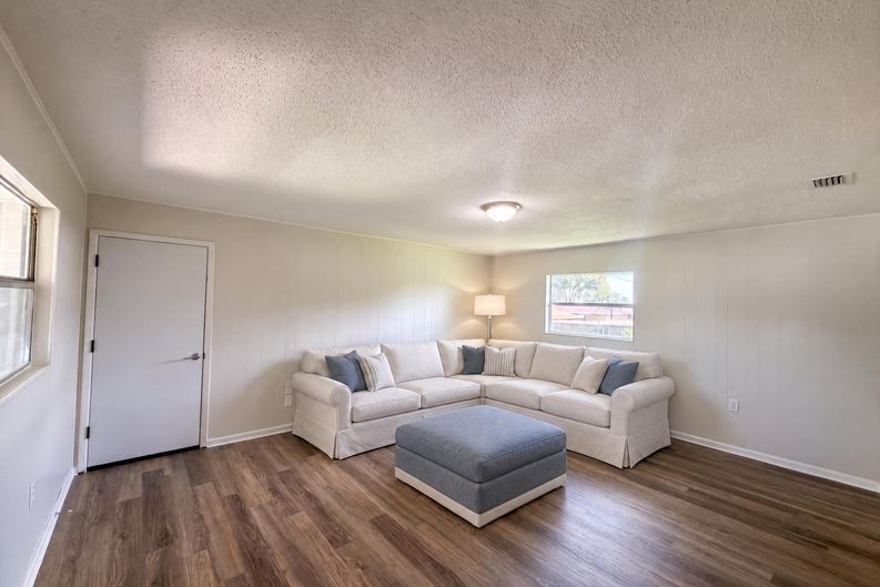 Photo 9 of 19 of 4918 Denise Ave, Lakeland, FL
