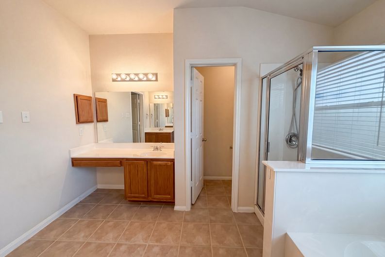 Photo 17 of 21 of 312 Crowfoot Dr, Harker Heights, TX