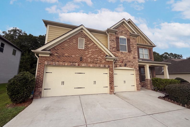 Photo 20 of 24 of 2772 Bluestone Dr SW, Atlanta, GA