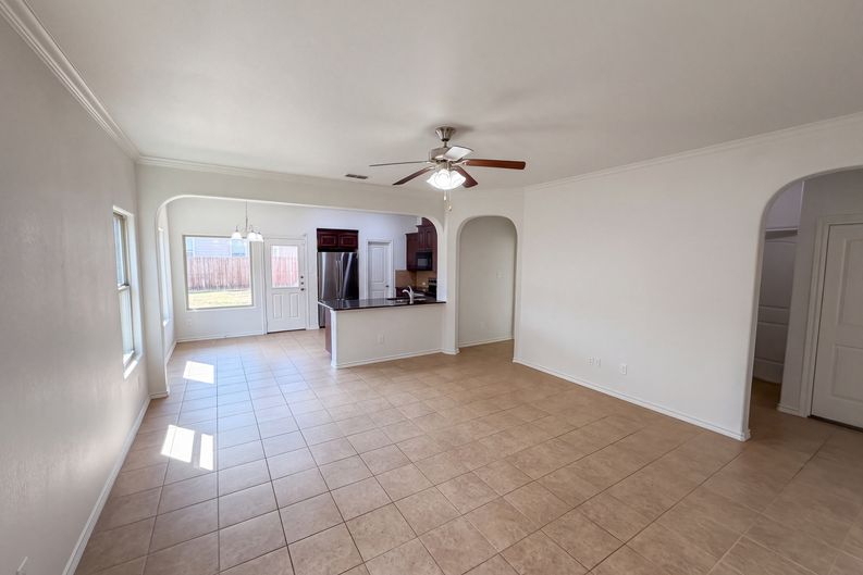 Photo 3 of 21 of 1728 Jacona Trl, Fort Worth, TX