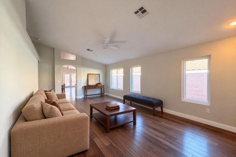 Photo 9 of 39 of 8032 Tailwind Ave, Las Vegas, NV