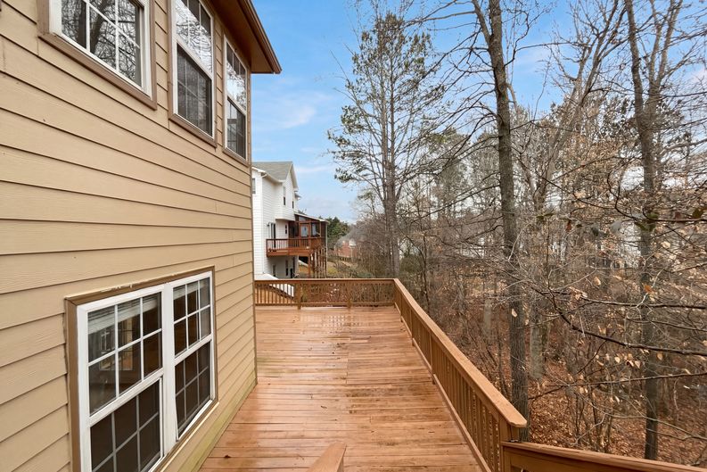 Photo 11 of 35 of 2859 Savannah Walk Ln, Suwanee, GA