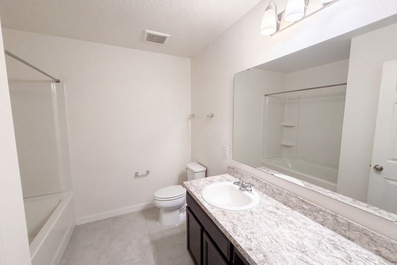 Photo 10 of 16 of 2367 Biscotto Cir, Davenport, FL