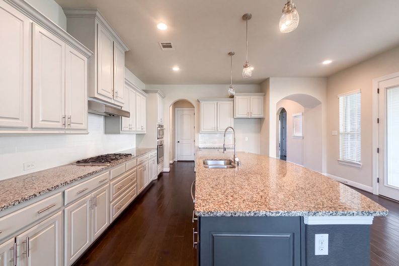Photo 7 of 22 of 851 Yellowcress Dr, Prosper, TX
