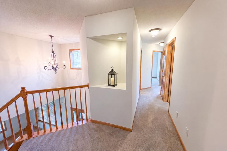 Photo 14 of 36 of 1012 Delano Ct, Stillwater, MN