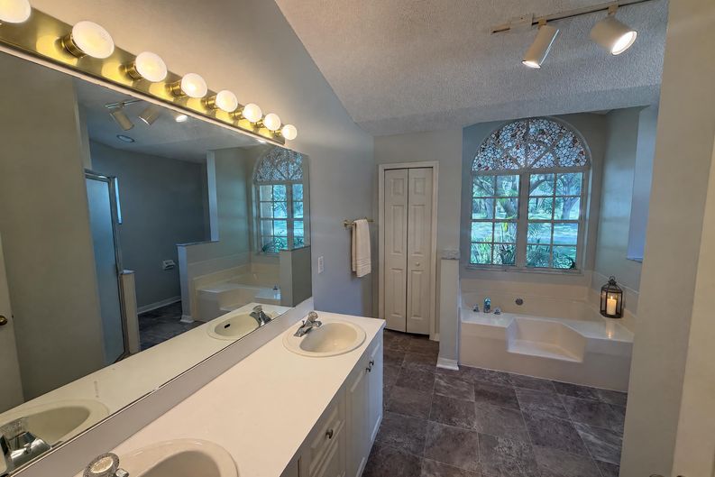 Photo 14 of 26 of 11535 Clair Pl, Clermont, FL