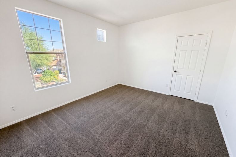 Photo 4 of 31 of 5855 Valley Dr, North Las Vegas, NV