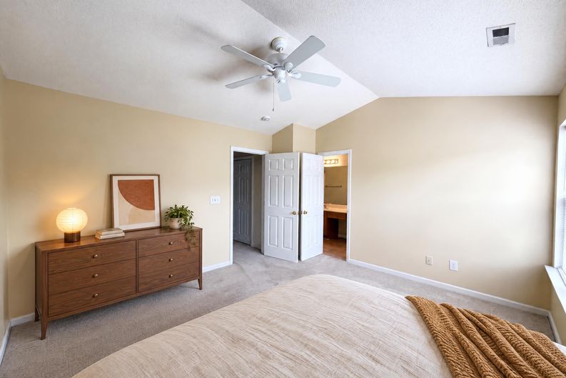 Photo 9 of 18 of 14205 Tranters Creek Ln, Charlotte, NC