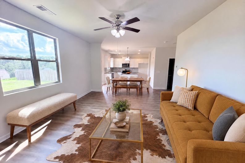 Photo 6 of 25 of 2048 Massey Ln, Winder, GA