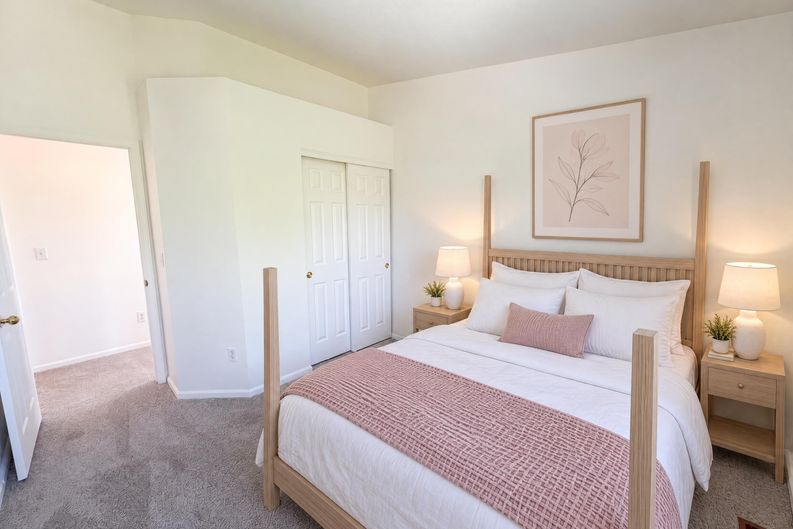 Photo 11 of 29 of 7190 Pine Hills Way, Littleton, CO