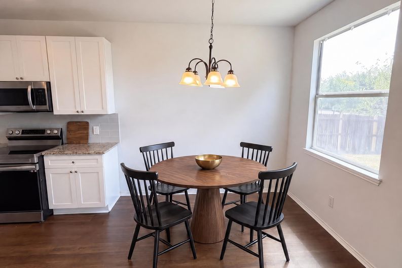 Photo 10 of 22 of 2220 Sumac Dr, Little Elm, TX