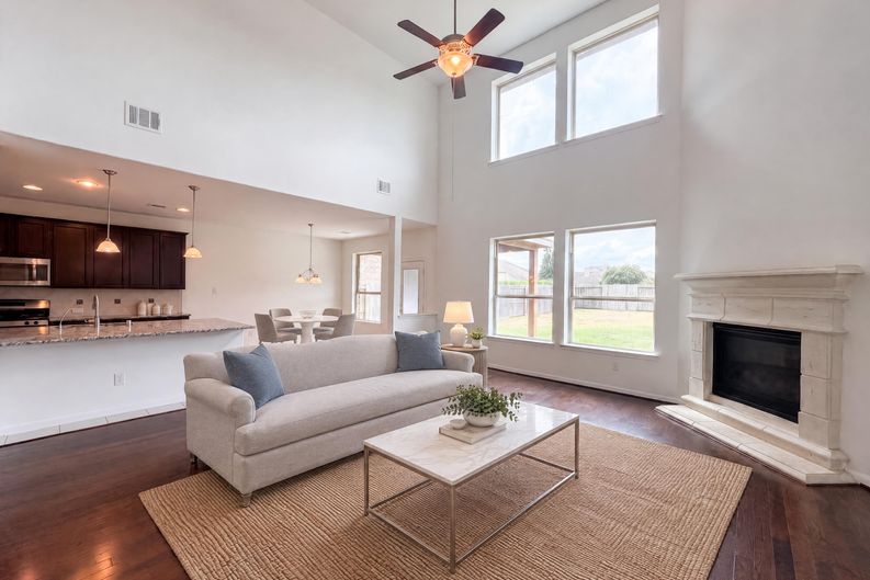 Photo 14 of 28 of 19607 Pecos Bend Ct, Cypress, TX