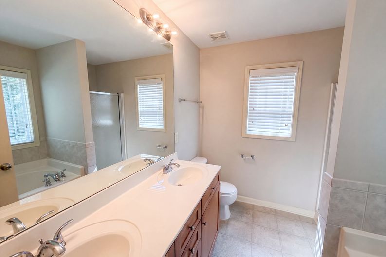Photo 11 of 17 of 4143 White Kestrel Dr, Raleigh, NC