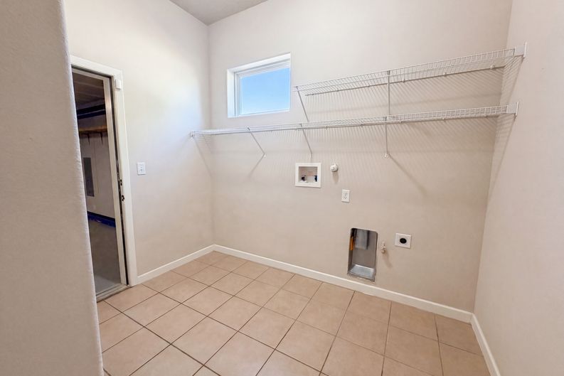 Photo 15 of 23 of 2513 Milagro Ridge Ct NE, Rio Rancho, NM