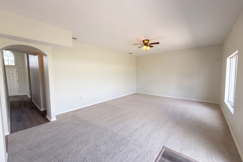 Photo 9 of 31 of 4920 Trinidad Dr, Land O Lakes, FL