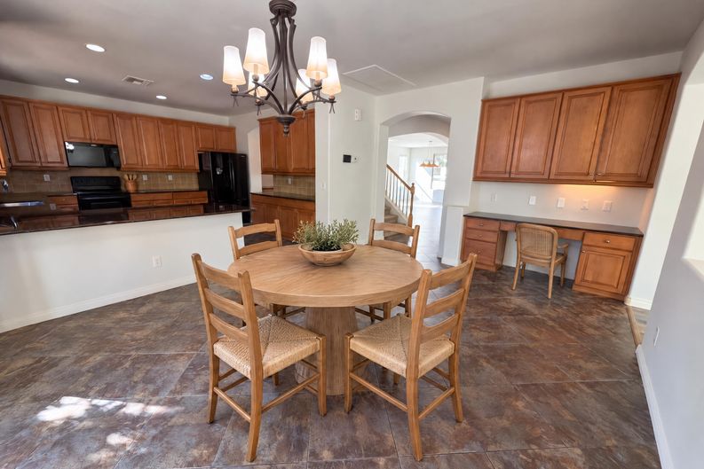 Photo 7 of 64 of 15033 W Aster Dr, Surprise, AZ