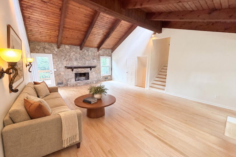 Photo 12 of 40 of 3962 Spalding Holw, Peachtree Corners, GA