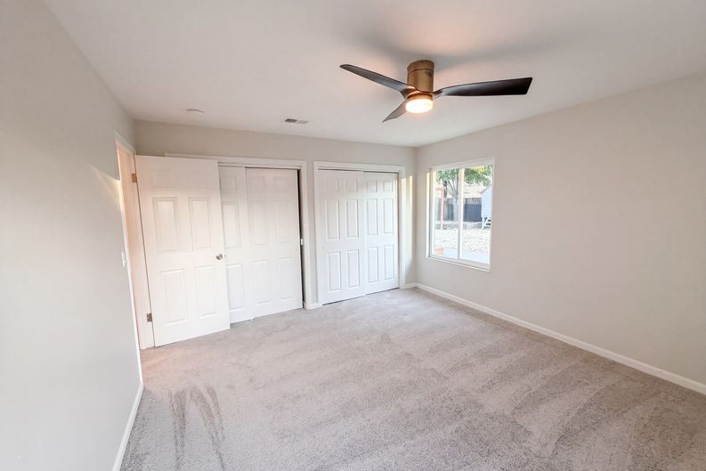 Photo 8 of 17 of 112 Aster Ct, Hercules, CA