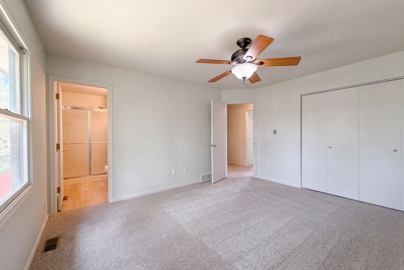 Photo 22 of 39 of 2924 Bow Line Pl, Longmont, CO
