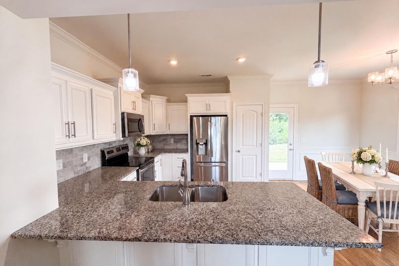 Photo 7 of 25 of 5152 Cedar Retreat Dr, Murfreesboro, TN
