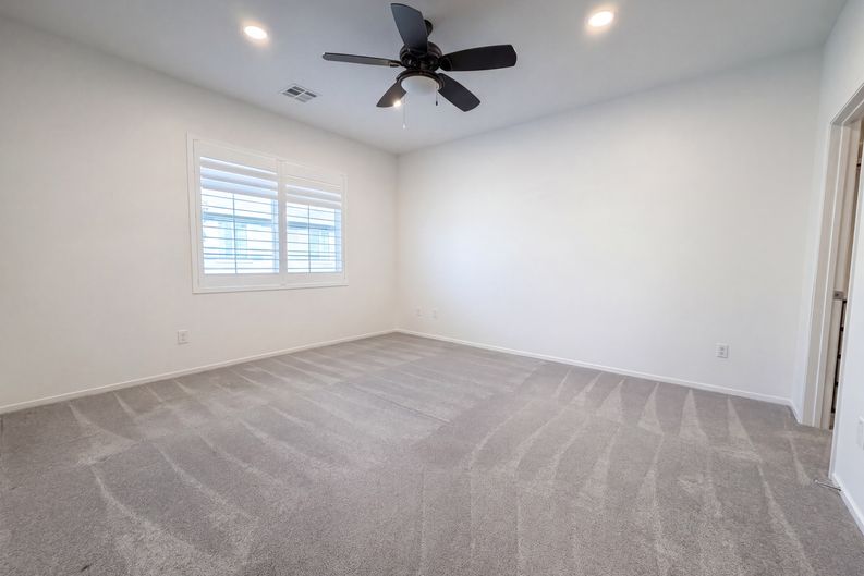Photo 10 of 19 of 8457 Insignia Ave, Las Vegas, NV