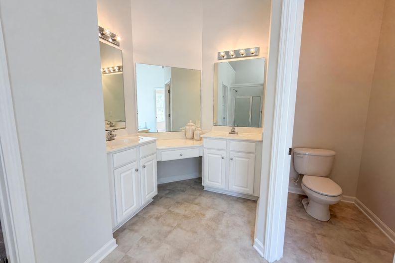 Photo 21 of 27 of 112 Coopers Hawk Cir, Irmo, SC