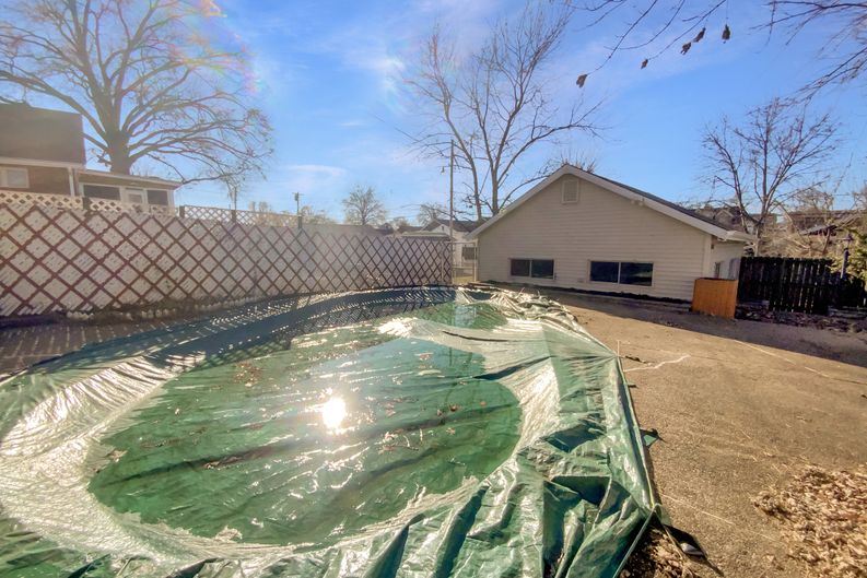 Photo 16 of 19 of 826 Catskill Dr, Saint Louis, MO