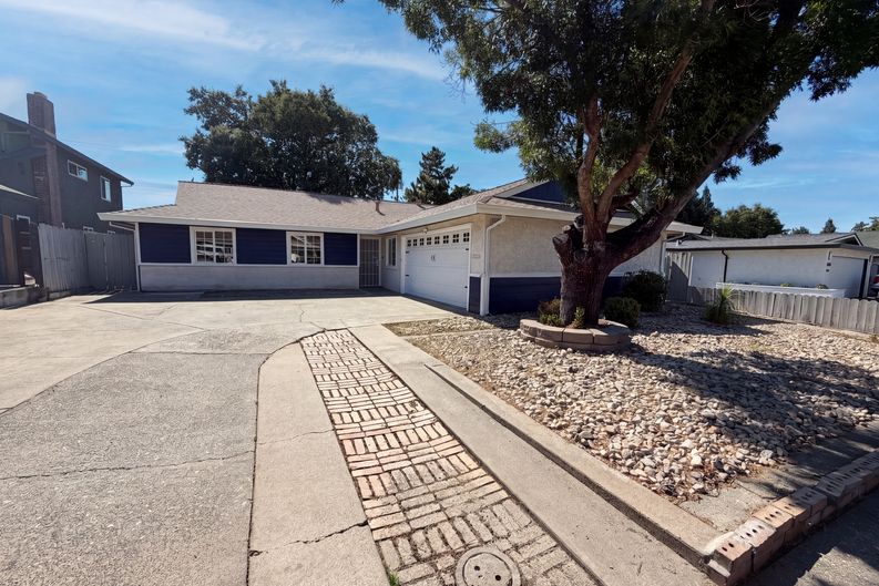 Photo 30 of 31 of 1422 Oakmont Dr, Roseville, CA