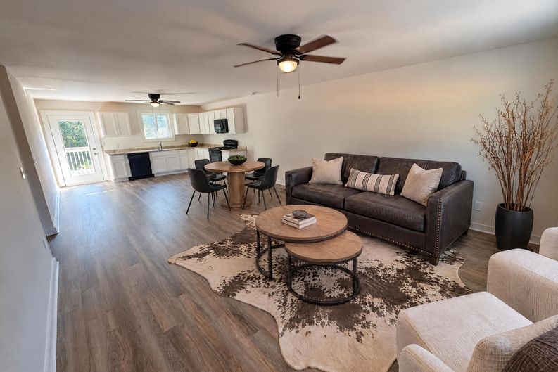 Photo 3 of 41 of 204 Jim Grizzle Rd, Royston, GA