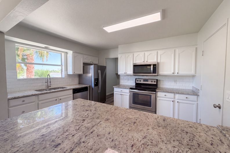 Photo 10 of 34 of 17123 E Calaveras Ave, Fountain Hills, AZ