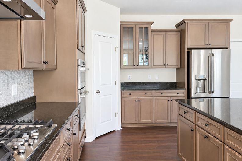 Photo 10 of 39 of 13409 Maymount Dr, Culpeper, VA