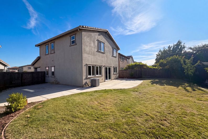 Photo 25 of 27 of 8224 Kossum Way, Elk Grove, CA
