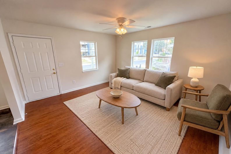 Photo 3 of 19 of 109 Lakewood Ave, Charlotte, NC