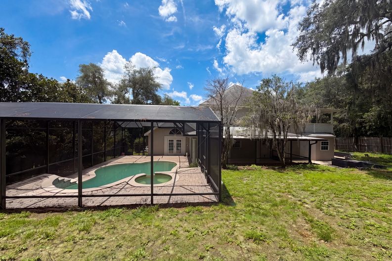 Photo 5 of 30 of 300 Sprucewood Rd, Lake Mary, FL