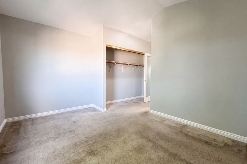 Photo 15 of 22 of 1800 Edmond St, Las Vegas, NV