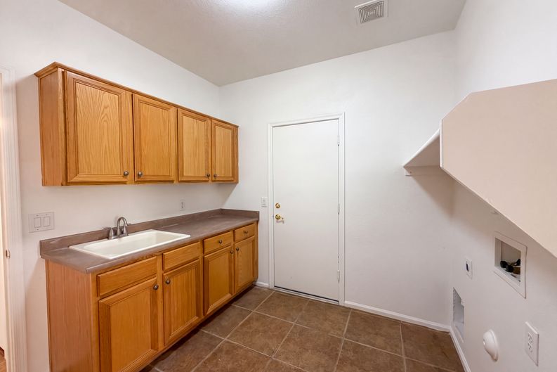 Photo 24 of 30 of 16735 W McKinley St, Goodyear, AZ