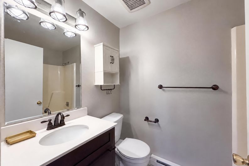 Photo 16 of 25 of 11776 SW Boones Bend Dr, Beaverton, OR