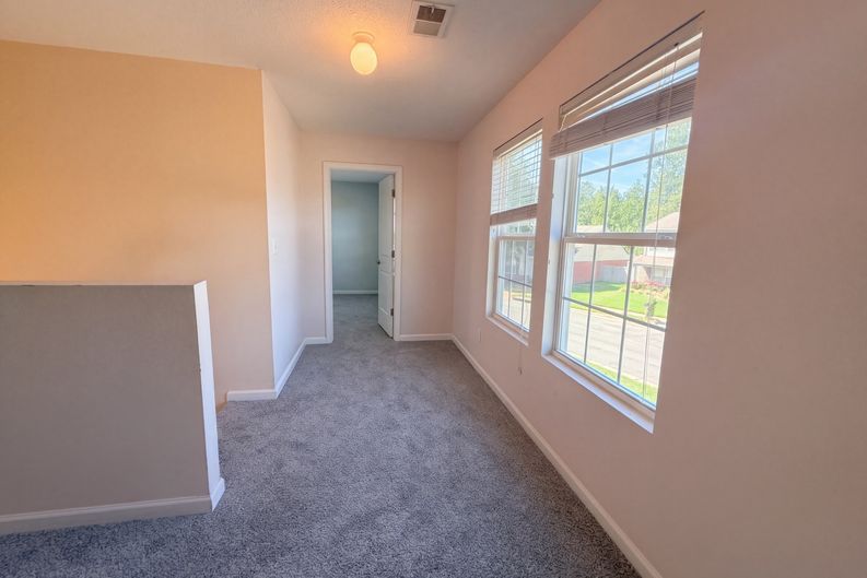 Photo 18 of 21 of 2516 Boxford Ln, Cordova, TN