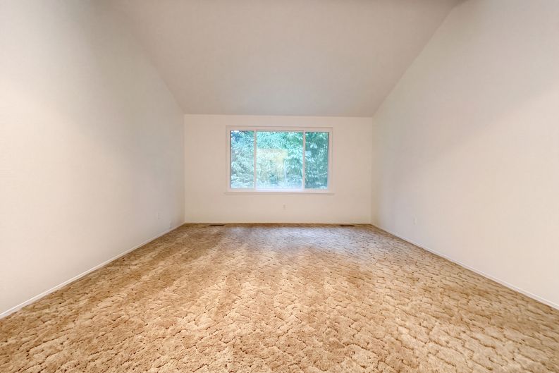 Photo 3 of 23 of 7104 36th Street Ct NW, Gig Harbor, WA