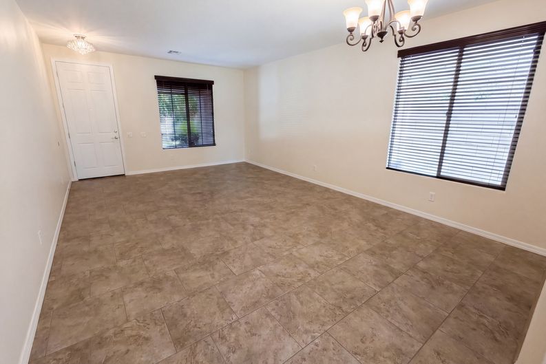 Photo 8 of 39 of 5227 W Bent Tree Dr, Phoenix, AZ