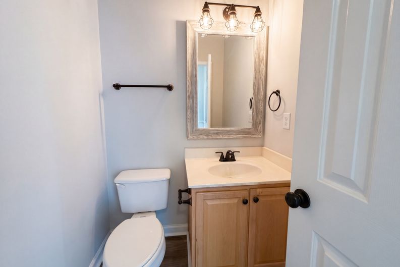 Photo 21 of 26 of 9 Bluff Ridge Ct, Greenville, SC